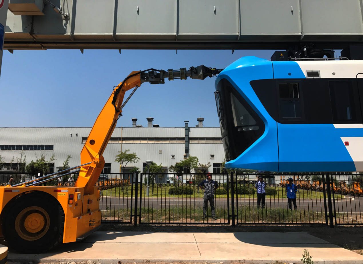 成都五大联赛买球赛空轨列车专用调拉车-1.jpg