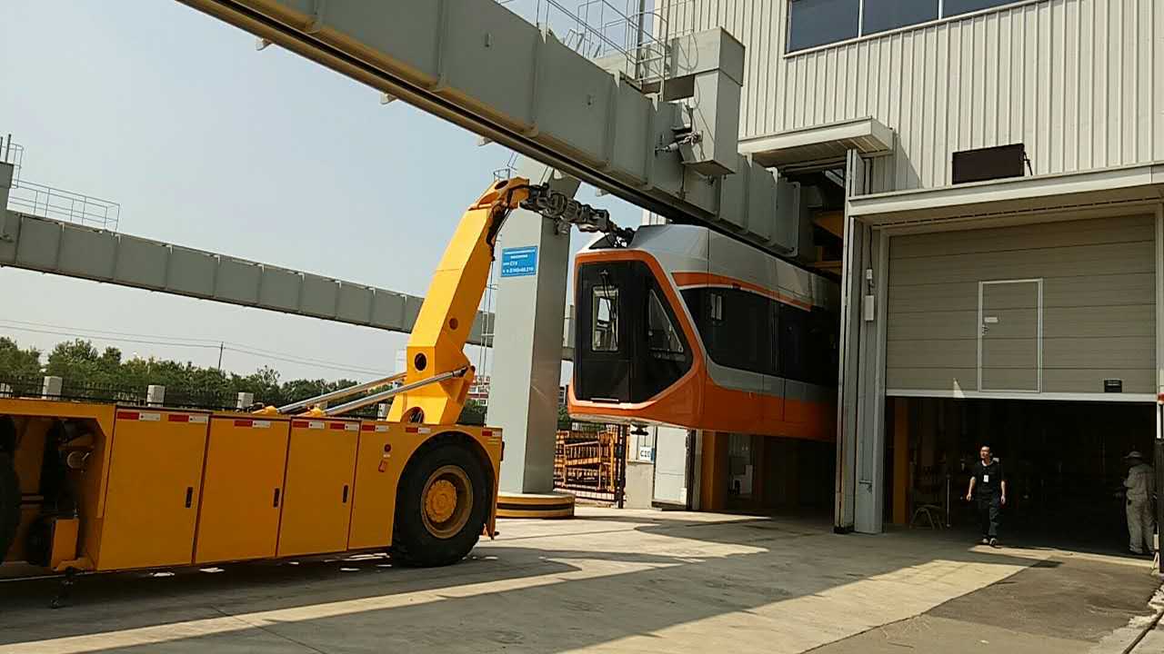 成都五大联赛买球赛空轨列车专用调拉车-3.jpg